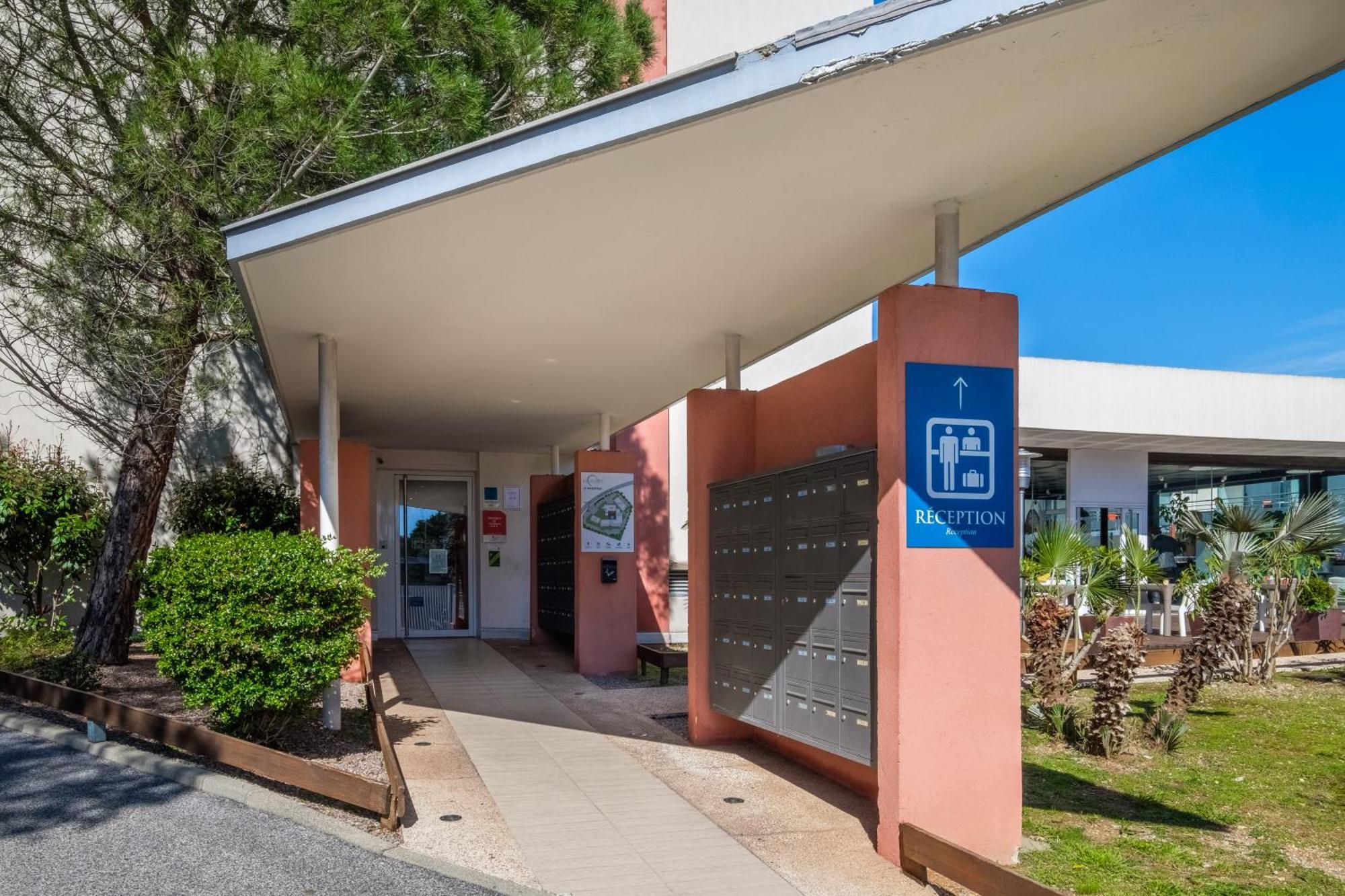 Comfort Aparthotel Antibes Le Maestria Экстерьер фото