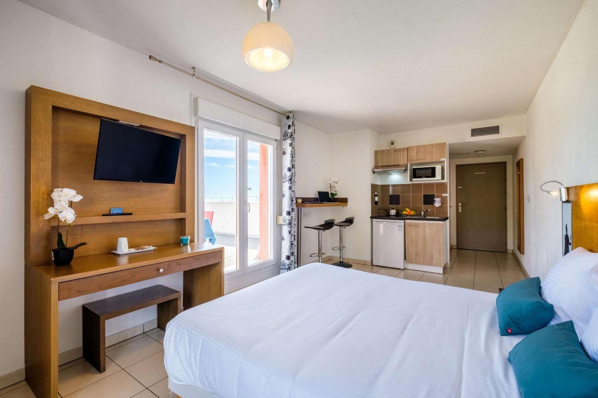 Comfort Aparthotel Antibes Le Maestria Экстерьер фото